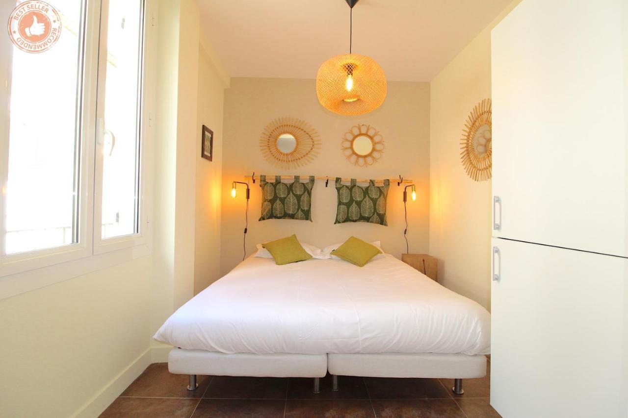 Alc - Jj482 - 9 Min Palais And Beaches